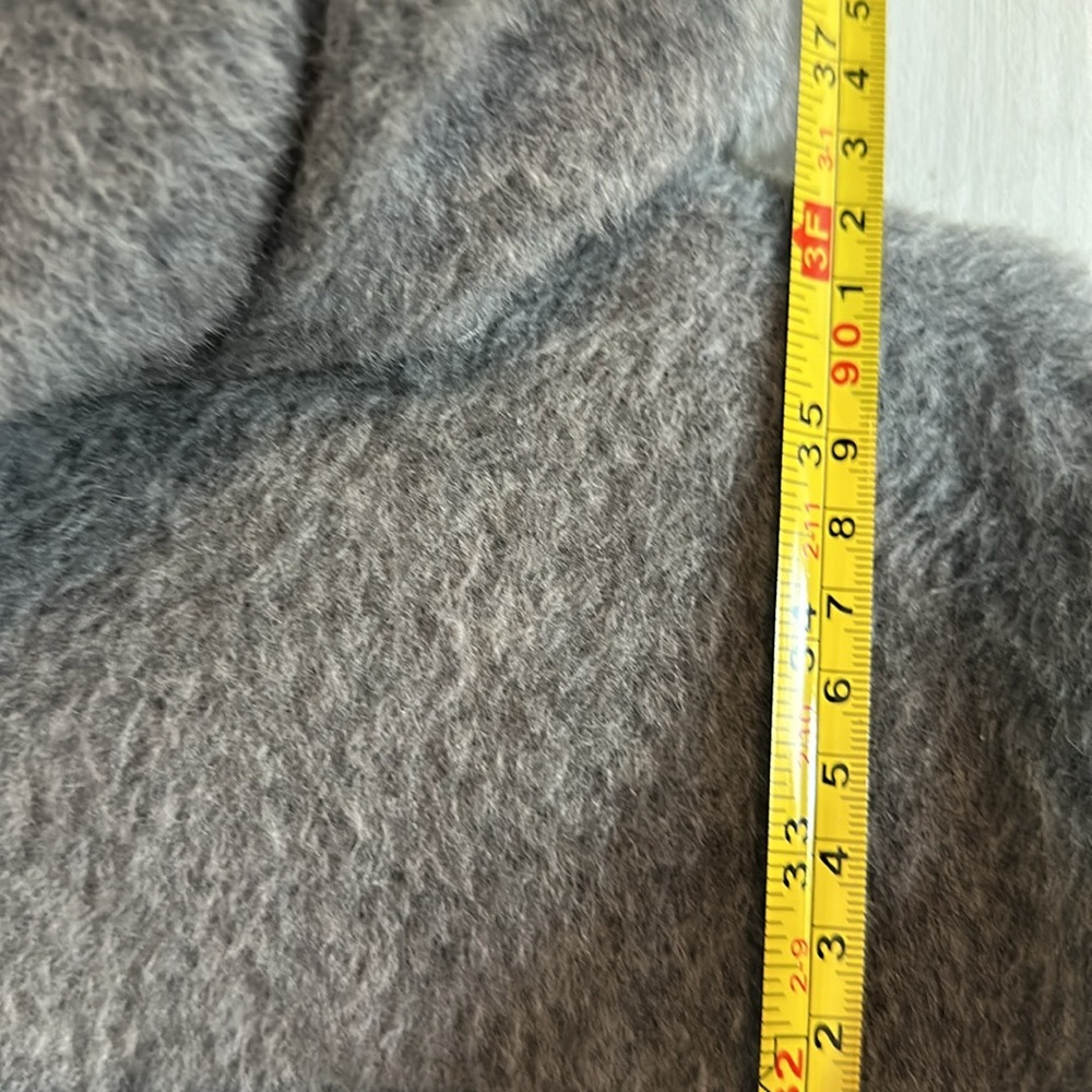 BB—Cole Haan jacket - Picture 14 of 15